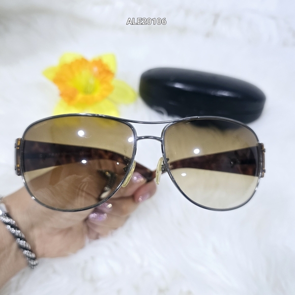 Prada Sunglasses Tortoise Shell SPR 52G 64□14 5AV-651 125 with Case - Picture 3 of 12